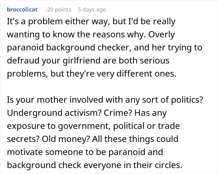 Screenshot of Reddit comment discussing a mother secretly going through girlfriend’s wallet and taking ID photos.