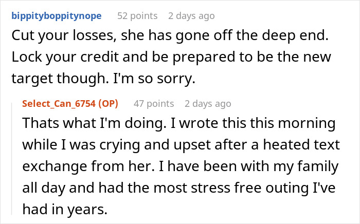 Reddit comments discussing fianc&eacute;e&rsquo;s obsession with her bully and the impact on relationships and stalking concerns.