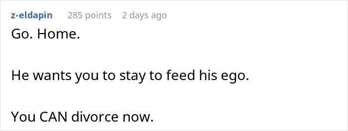 Screenshot of a social media comment advising a pregnant wife to leave her husband who never loved her.
