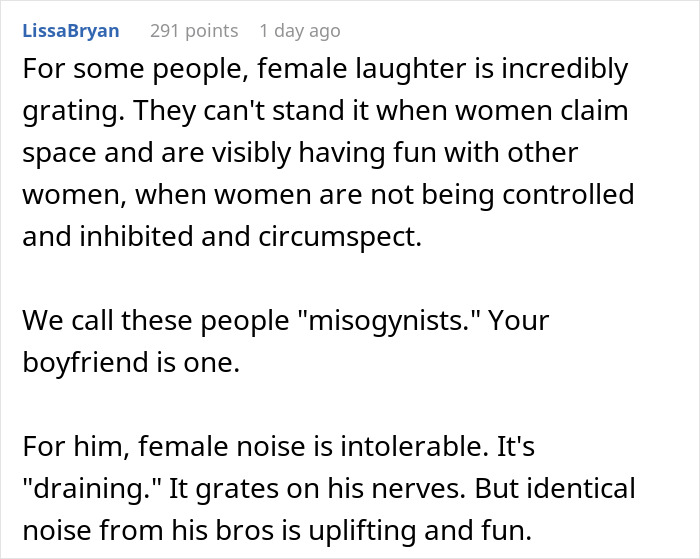 Screenshot of Reddit comment about a misogynist boyfriend ban friends and policing women's laughter
