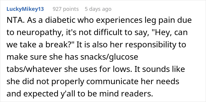 Comment about a diabetic woman experiencing pain on a walking trip due to lack of communication and preparation.