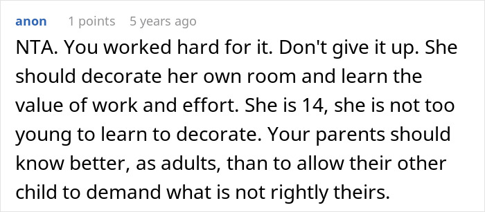 Text comment discussing a teen accused of crushing half-sister&rsquo;s dreams by refusing her Christmas wish.