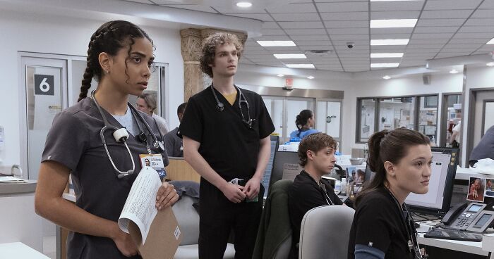 “Insufferable”: The Pitt Fans Drag New Season 2 Addition Amid Potential Romance With A Fan-Favorite Character