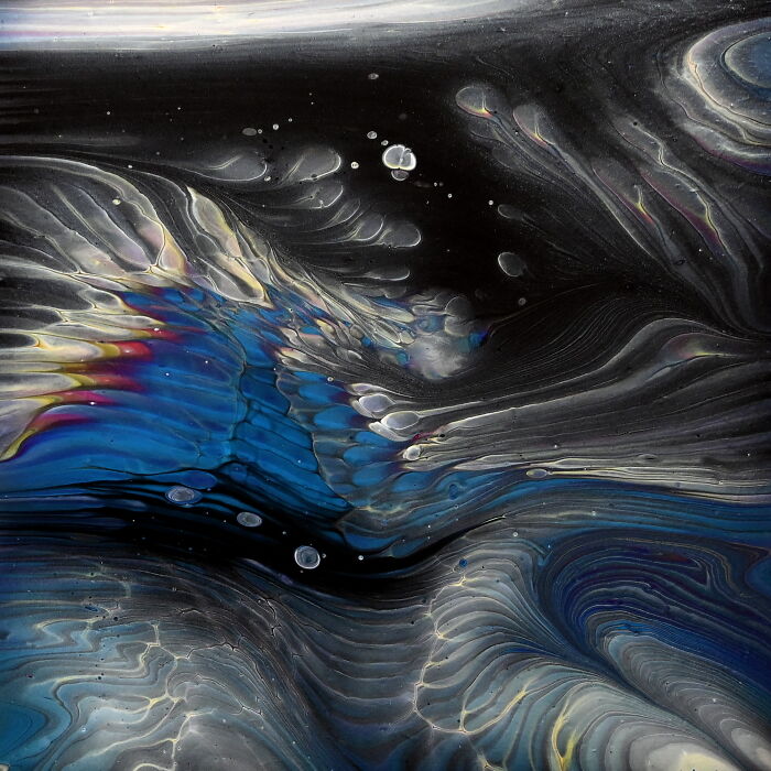 How Pearl White Changes Acrylic Pouring Results: Thick Paint Feathery Straight Pour