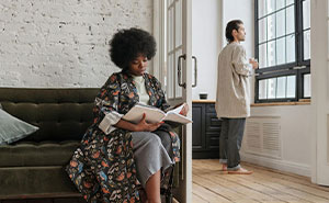 GF Dumps Guy, Starts Saying She Overreacted After He Tells Her She Has To Move Out In 45 Days