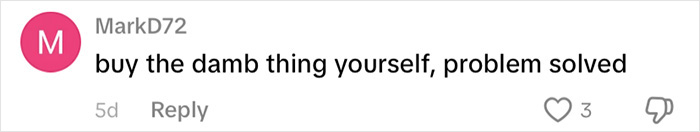 Screenshot of a social media comment reacting to a fiancé’s mug gift igniting a huge relationship debate online. Screenshot of a social media comment reacting to a fiancé’s mug gift igniting a huge relationship debate online.