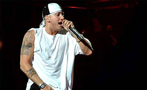 “Is That Bruce Springsteen Or Madonna?”: Try To Guess These 28 Albums From Their Covers