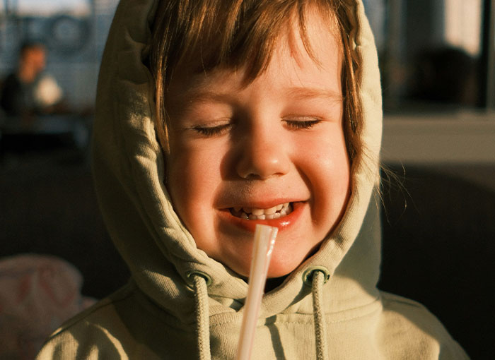 57 Things Women Did To Their Bodies As Teens Because Beauty Standards Said They Should