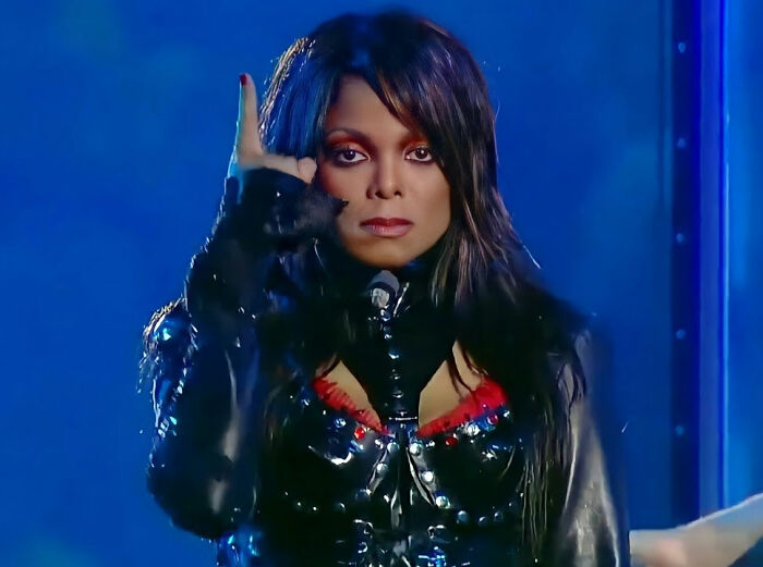 37 Celebrities Who Didn’t Deserve The Downfall They Experienced