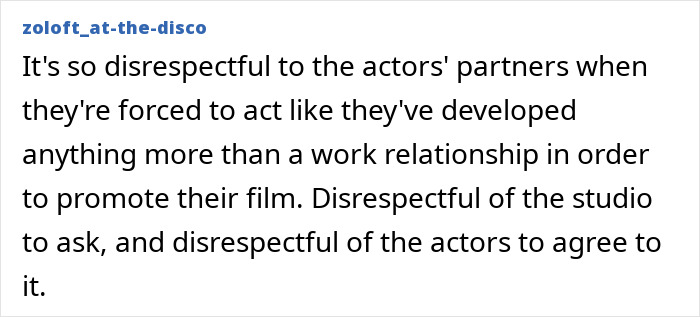 Screenshot of a comment discussing the age gap between Margot Robbie and Jacob Elordi amid cheating accusations controversy.