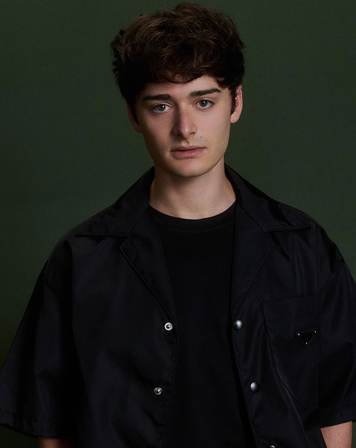 "She Should Know Better": Ariana Grande's Pic With Controversial Star Sparks Fiery Reactions "She Should Know Better": Ariana Grande's Pic With Controversial Star Sparks Fiery Reactions