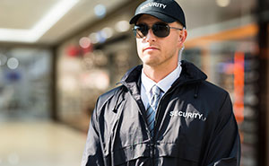 30 Boring Jobs That Are Secretly Full Of Scandal And Chaos, According To Insiders