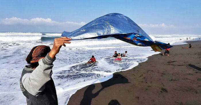 You Might Have To Look Twice At These 40 Street Photos