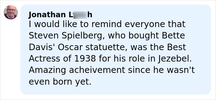 Comment by Jonathan L, shown in a blue text bubble discussing Steven Spielberg and Oscar statuette achievements.