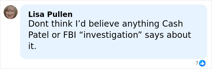 Comment by Lisa Pullen expressing skepticism about FBI investigation, related to Stephen King facing backlash over ICE agent Jonathan Ross.