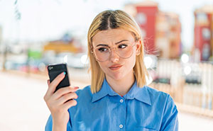 Woman Questions Helping A Friend In Crisis When Kindness Turns Into Constant Demands