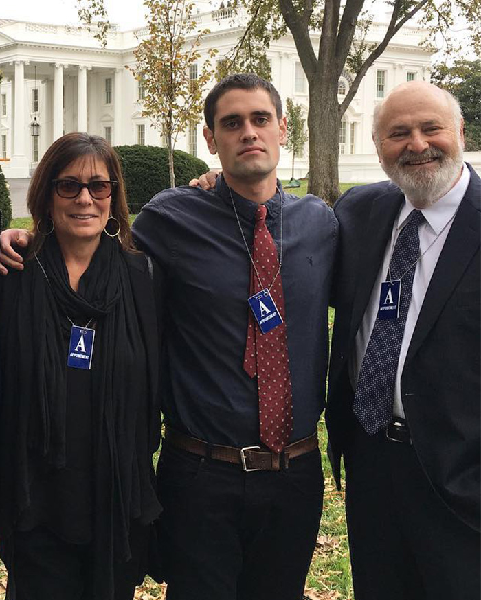 Email Rob Reiner’s Wife Michele Reportedly Sent Hours Before Tragedy Surfaces Email Rob Reiner’s Wife Michele Reportedly Sent Hours Before Tragedy Surfaces