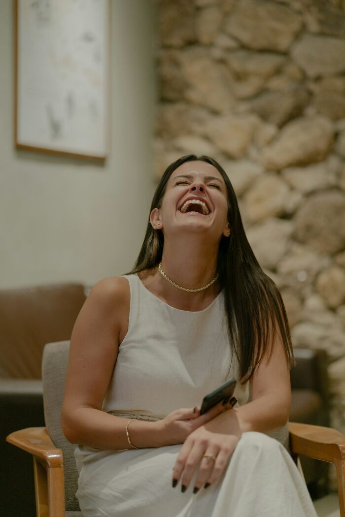 "Showers In Boiling Water": 46 Quirky And Funny Female Habits That Surprise Men The Most