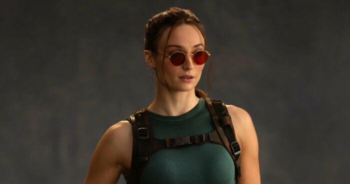 Sophie Turner’s Ripped Lara Croft Transformation For ‘Tomb Raider’ Sparks Mixed Reactions