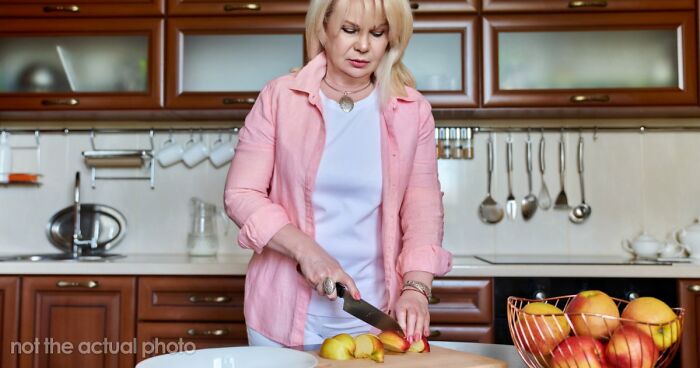 Woman Refuses To Attend MIL’s Thanksgiving After She Was Reinvited Because Other Guests Flaked