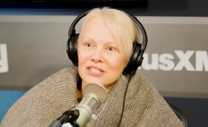 Pamela Anderson Wants An Apology After Seth Rogen Made Her Feel “Yucky” At The 2026 Golden Globes