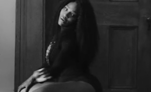 “The Knees Are Kneeing”: Serena Williams Leaves Fans Stunned With Viral Jaw-Dropping Move