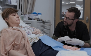 The Pitt Season 2: Tragic True Story Behind “Tree Of Life” Reference In Episode 3