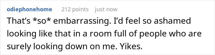 Video of Timoth&eacute;e Chalamet using Kylie's BBL to stand up at Critics Choice Awards going viral online.