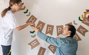 “[Am I The Jerk] For Disinviting Friend To My B-Day After She Showed Me The Food She Was Bringing?”