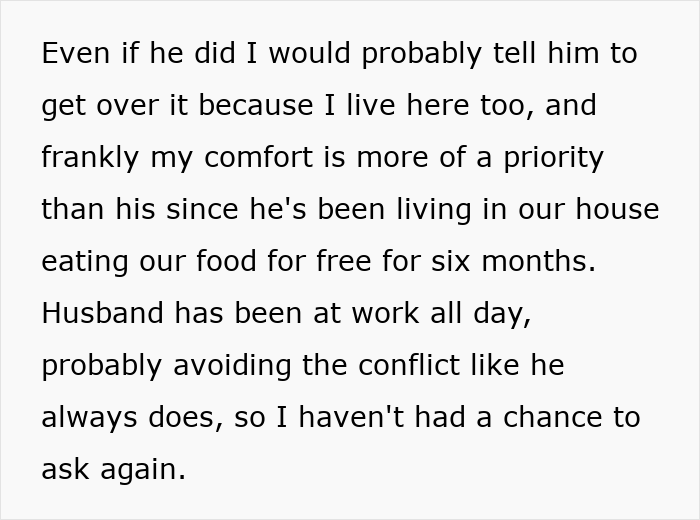 Text explaining a woman’s comfort at home without a bra and her husband’s reaction after six months of living together. Text explaining a woman’s comfort at home without a bra and her husband’s reaction after six months of living together.