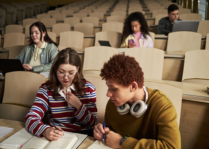 “They Had The Wrong Guy”: 30 People Who Were Really Unlucky