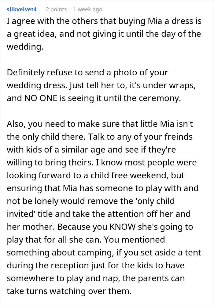 Screenshot of online forum comment discussing an attention-seeking mom wanting to dress 3-year-old daughter in same dress as bride.