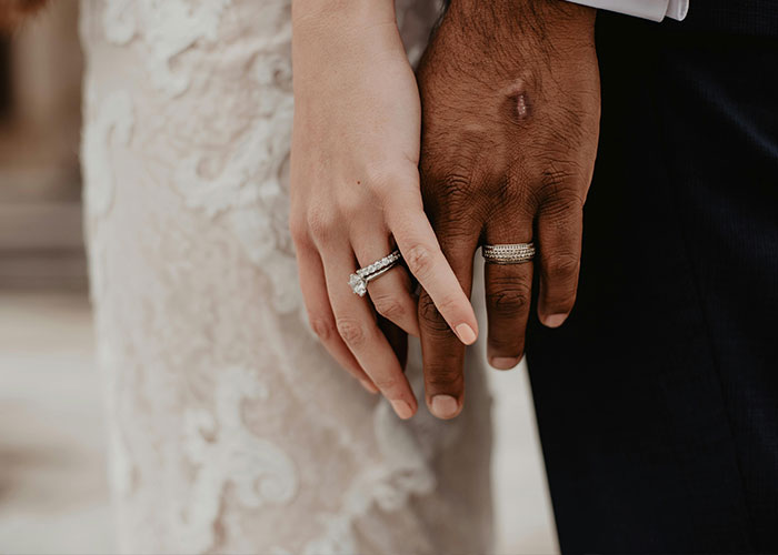 47 People Who Had A Deal To Get Married To Their Friends If They Were Single By 30 Share What Happened