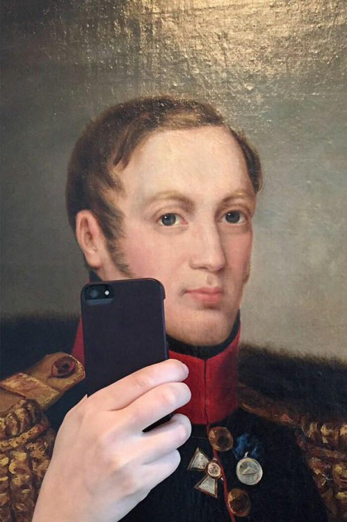 This Page Reimagines Classic Portraits As Selfies, And People Can’t Stop Sharing Them (17 Pics)