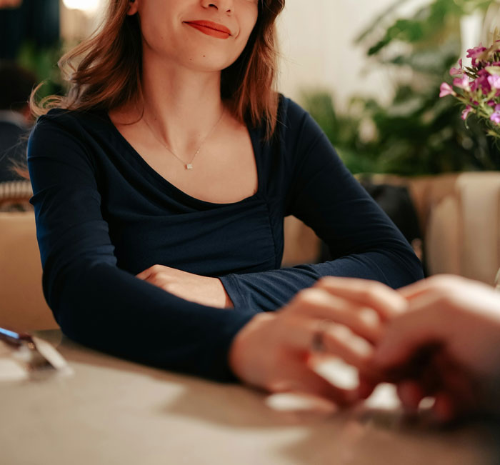 “It Is Quite Sad”: 71 People Who Have Dated Out Of Their League Share How It Turned Out