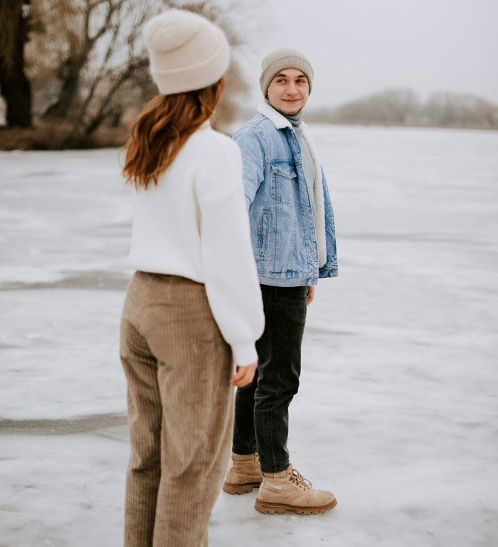 “It Is Quite Sad”: 71 People Who Have Dated Out Of Their League Share How It Turned Out