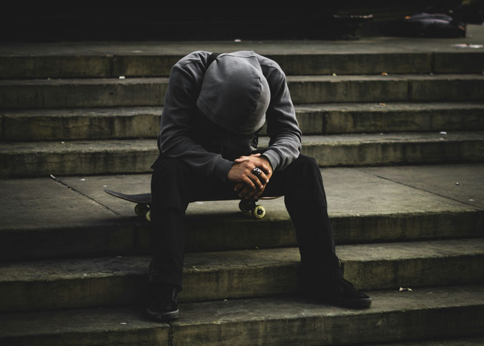 “It Is Quite Sad”: 71 People Who Have Dated Out Of Their League Share How It Turned Out