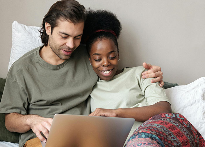 47 People Who Had A Deal To Get Married To Their Friends If They Were Single By 30 Share What Happened