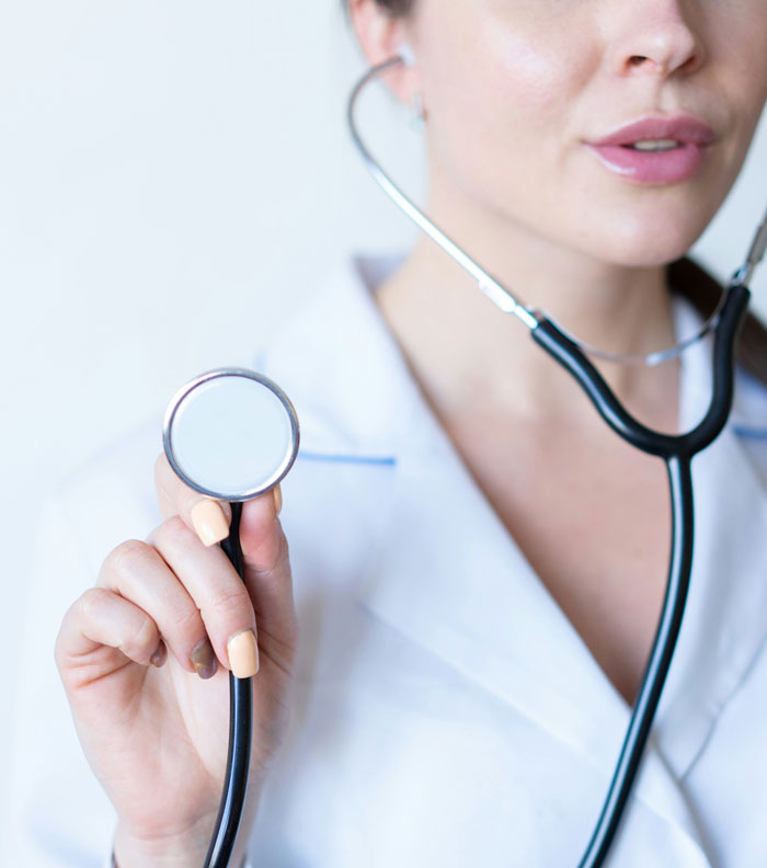 “It Is Quite Sad”: 71 People Who Have Dated Out Of Their League Share How It Turned Out