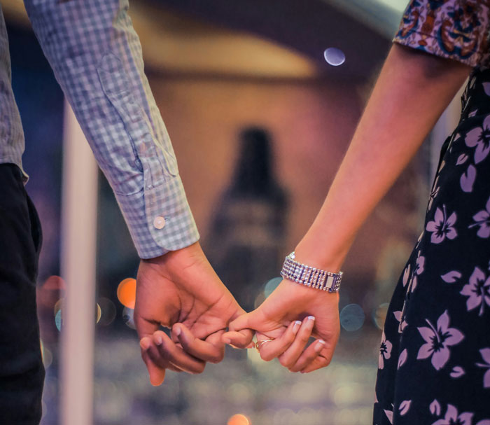 “It Is Quite Sad”: 71 People Who Have Dated Out Of Their League Share How It Turned Out