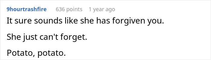 Parentes e amigos do sexo masculino arruínam o casamento de um cara só para ficar com sua ex-mulher e ser cortado de sua vida