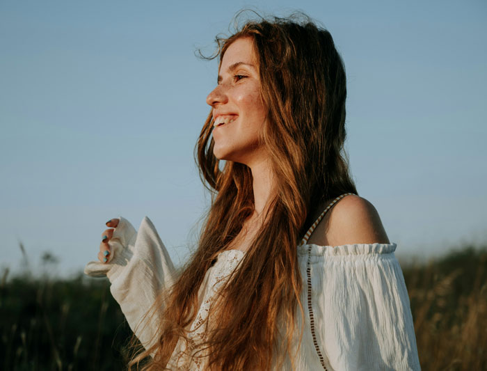 “It Is Quite Sad”: 71 People Who Have Dated Out Of Their League Share How It Turned Out