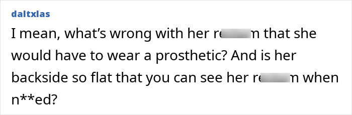 Amanda Seyfried revela detalhes da prótese bizarra que ela usou em cena gráfica em filme recente Amanda Seyfried revela detalhes da prótese bizarra que ela usou em cena gráfica em filme recente