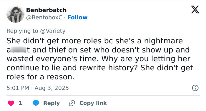 Tweet screenshot showing a user criticizing Lindsay Lohan, referencing the dark side of growing up famous.