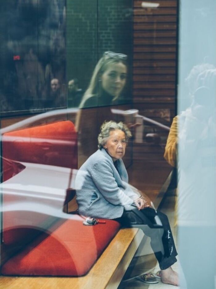 These Stunning Photographs Capture Perfectly Timed Moments That Tell Whole Stories (35 New Pics)