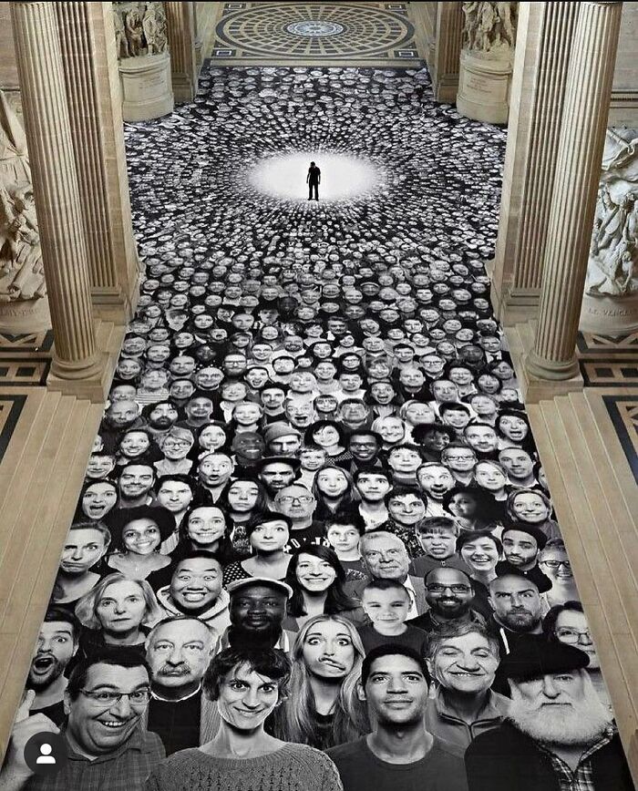 Installation In Paris, France (2014)