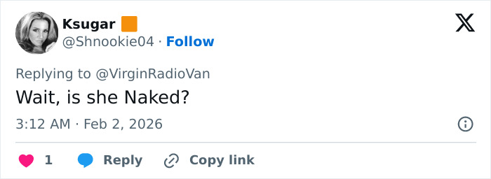 Screenshot of a Twitter reply questioning Chappell Roan’s bold Grammys 2026 look, analyzed by a body language expert.