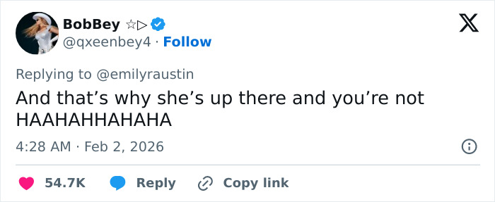 Tweet mocking MAGA influencer Emily Austin&rsquo;s reaction to Billie Eilish&rsquo;s anti-ICE Grammy speech with high engagement.