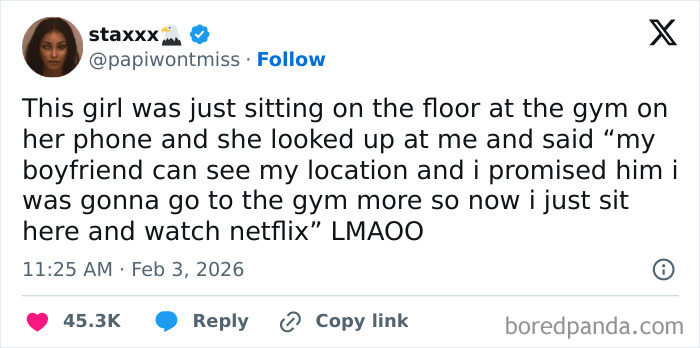 Tweet about a girl being lazy at the gym, sitting on the floor watching Netflix instead of working out.
