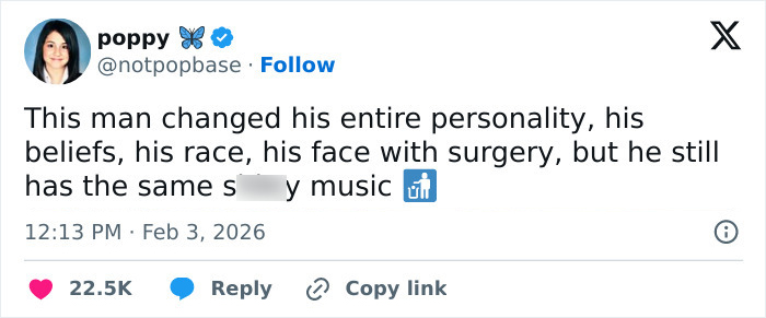 Tweet screenshot showing a Twitter user commenting on Bad Bunny's immaculate transformation after his historical Grammy win.